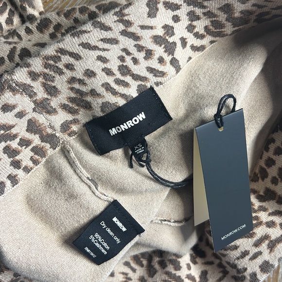 MONROW Leopard Movement Jogger in Ice Coffee XS - Picture 13 of 13